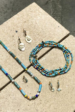 Load image into Gallery viewer, Collier Beads perles turquoise
